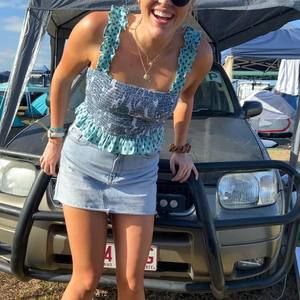 Meet your Posher, Isabella